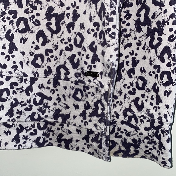 MNY Marc New York Performance purple camo top - Picture 3 of 7